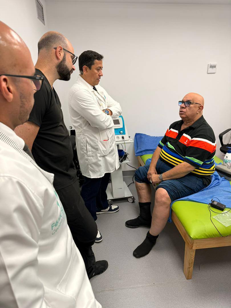 Dr. Robert Castillo - Consultorio